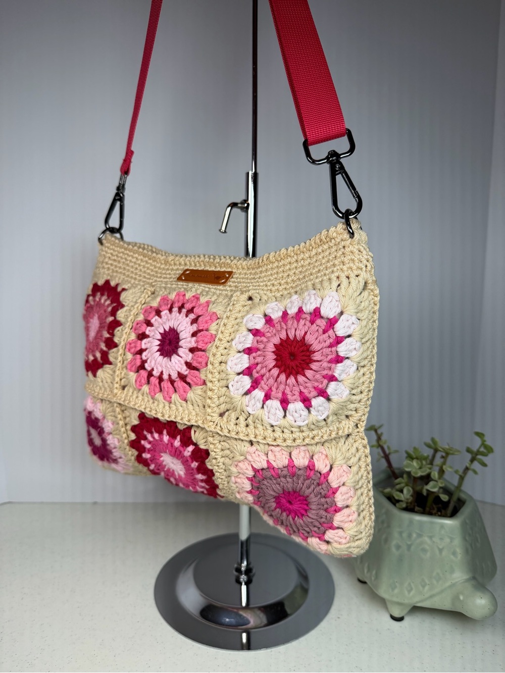 Crochet Crossbody Bag in Cream and Pink with Removable Strap